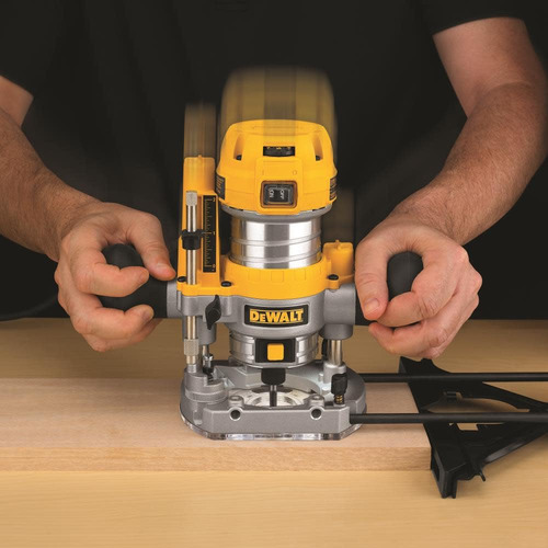 Kit De Router Dewalt Dwp611pk Con Base Fija Y Sumergida De 1