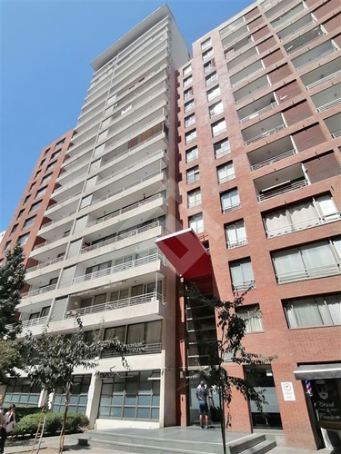 Departamento En Arriendo De 2 Dorm. En Santiago