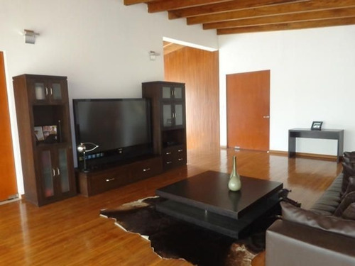 Imagen 13 de 26 de Espectacular Casa En Venta En Santa Elena, Totalmente Remodelada, Piso De Porcelanato, Diferentes Ambientes Y Espacios, Areas Recreativas Y Verdes, Inf. 0424-5337900, Cod. 22-17104, Nds 25