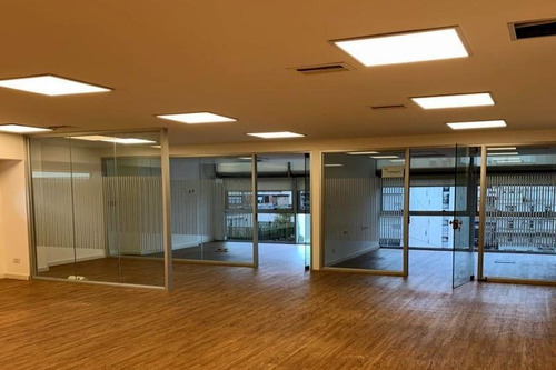 Imagen 6 de 9 de Oficina Al Contrafrente | Edificio Iberia