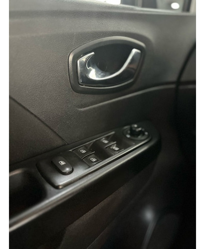 Renault Captur 1.6 16V SCE FLEX ZEN X-TRONIC