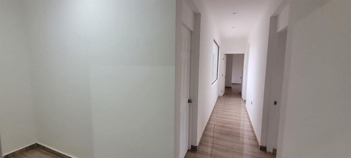 Casa Construida En Parcela, 4d 2b 2e Más Piscina En Venta