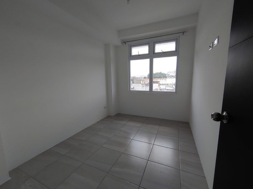 Imagen 5 de 5 de Rento Apto Edif. Altea 1 Zona 1 Ref.5715