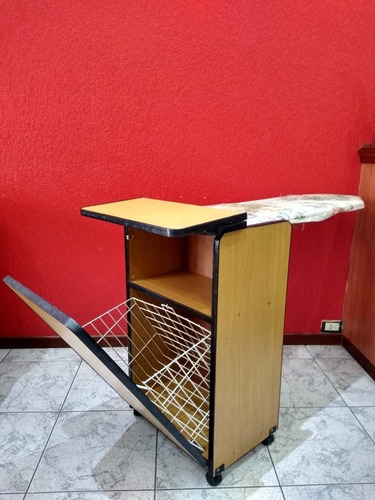 Imagen 3 de 5 de Mueble De Planchado
