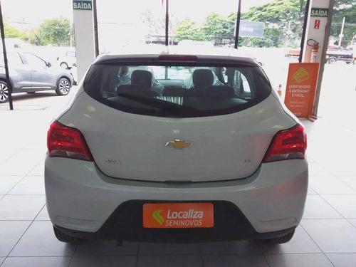 Chevrolet Onix 1.0 Mpfi Lt 8v Flex 4p Manual