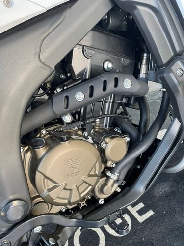 Voge 300 Rally Blanco Concesionario Oficial Kova Motorcycle