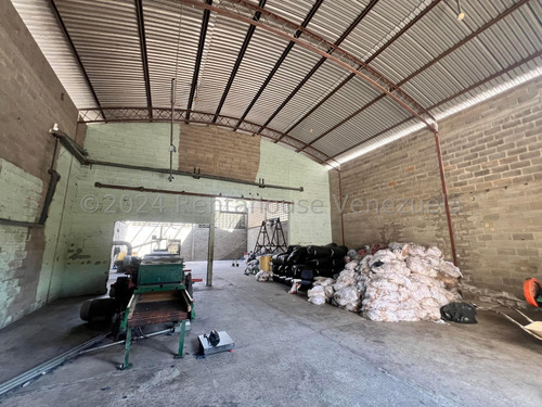 Galpón En Venta Zona Industrial Soco La Victoria Kg:24-21727