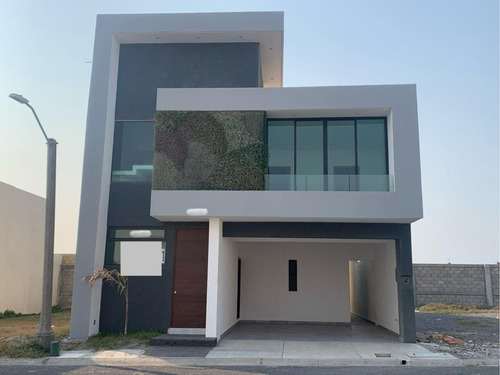 Lomas Del Sol Estrena Casa A Unas Cuadras Del Mar, Con Alberca En La Riviera Veracruzana.