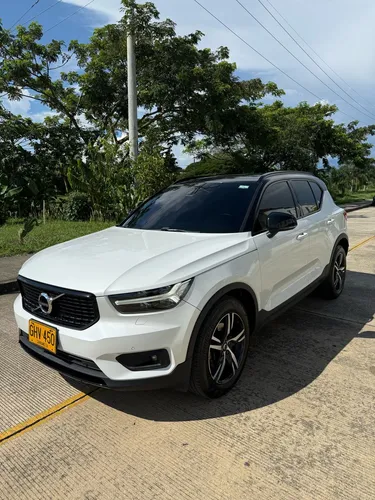 Volvo XC40 2.0 T5 Awd R-design