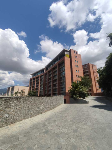 Excelente Apartamento En Lomas De Las Mercedes En Venta Yep07