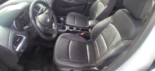 Imagen 9 de 15 de Chevrolet Cruze Lt 1.4