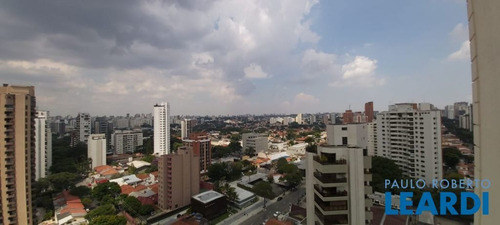 Imagem 8 de 15 de Apartamento - Campo Belo - Sp - 628964