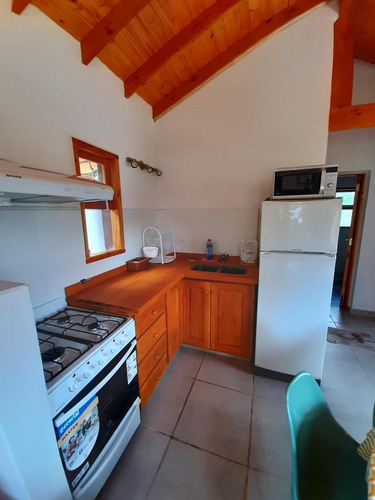 Imagen 6 de 18 de Cabañas En Alquiler. Precio X Día De 2 A 6 Personas. Bolsón.