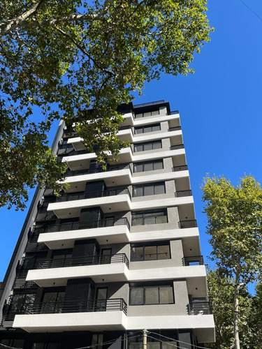 Apartamento De 1 Dormitorio Al Frente Con Garage Piso Alto En Cordón Sur-reservado-reservado-reser