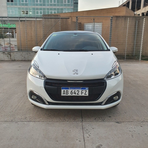 Peugeot 208 1.6 Allure 2017