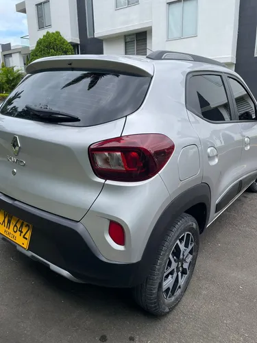 Renault Kwid 1.0 Outsider