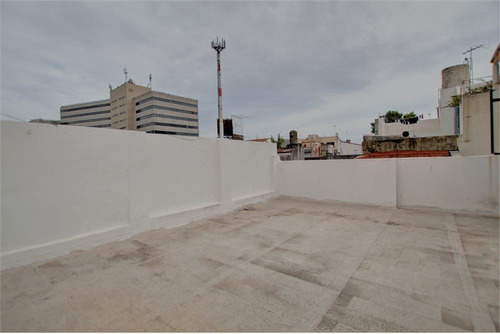 Venta Casa En Ph Con Cochera Patio Y Terraza