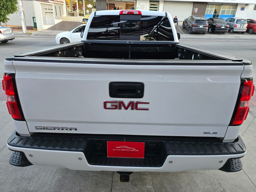 GMC Sierra 5.4 Cabina Regular Sle 4x4 At