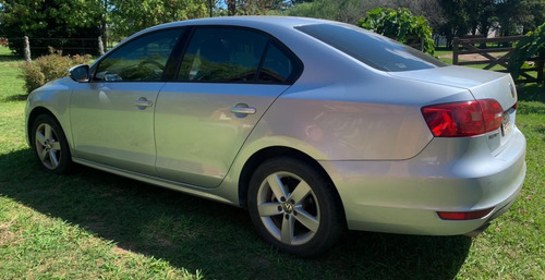 Volkswagen Vento 2013 Luxury 2.5 170hp