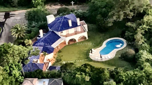 Imagen 2 de 9 de Venta De Gran Residencia A Pasos De La Playa Brava En Rincón Del Indio, Punta Del Este-ref:31420
