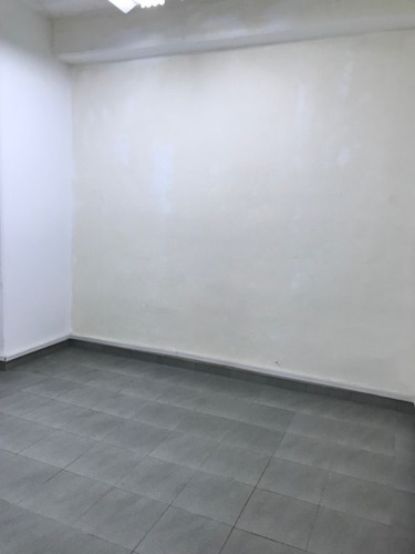Imagen 9 de 13 de Planta Industrial En Alquiler Guaicay 400 M2
