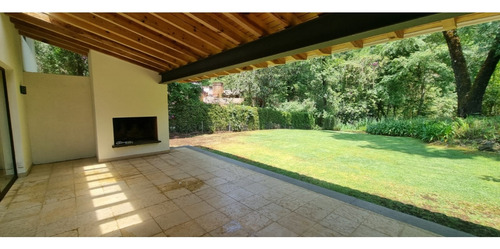 Gran Ubicacion De Esta Casa En Venta Y Renta