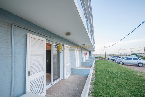 Apartamento En Brava, 1 Dormitorios *- Ref: 3352