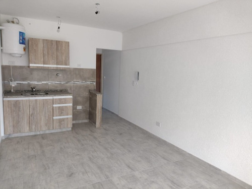 Imagen 9 de 14 de Departamento De 2 Ambientes A Estrenar Con Cochera + Baulera - Moron Sur