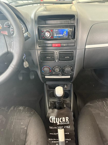 Fiat Palio 1.8 MPI HLX 8V FLEX 4P MANUAL