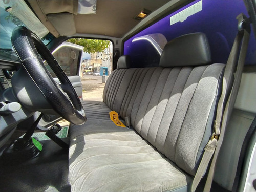 Imagen 9 de 11 de Chevrolet Cheyenne 350 Cava