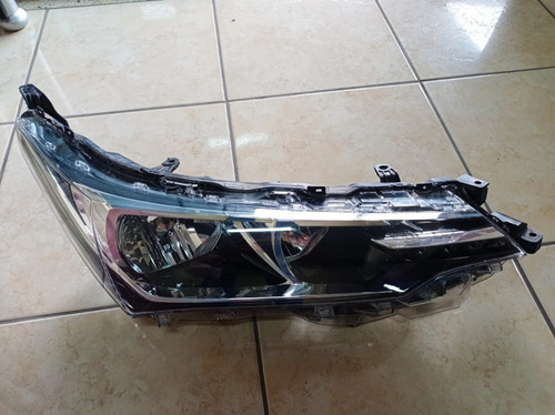 Farol Direito Máscara Negra Com Led Corolla Xei 2018/19 (Recondicionado)