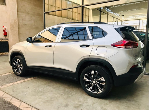 Imagen 5 de 9 de Chevrolet Traker