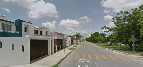 Casa En Remate Bancario-montejo, 97127 Mérida, Yucatán-jcbb1