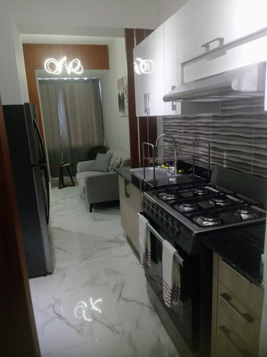 Se Vende Apartamento En Evaristo Morales 