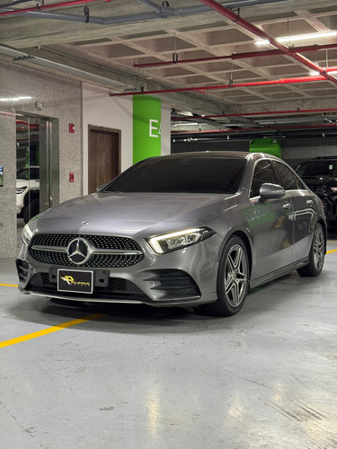Mercedes Benz A180 2022