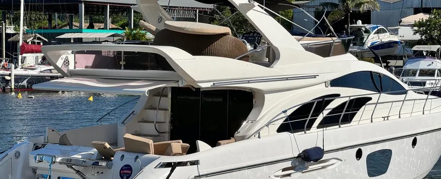 Lancha Intermarine 560 Full 2005 Azimut Ferretti Phantom
