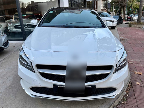 Imagen 2 de 9 de Mercedes-benz Clase Cla 200 Urban (156cv) At