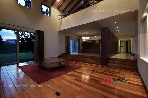 Imagen 13 de 30 de Casa De Super Lujo En Club De Golf Santa Anita Zona Sur