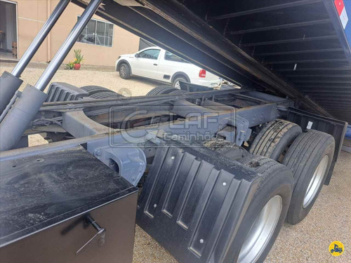 Volvo Vm 270 6x2 Gabinado Com Plataforma Nova