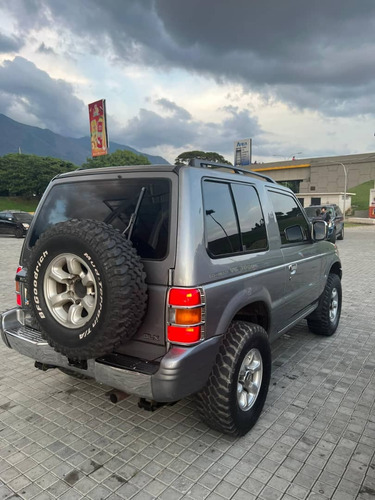Mitsubishi Montero Dakar Sincronica 4x4