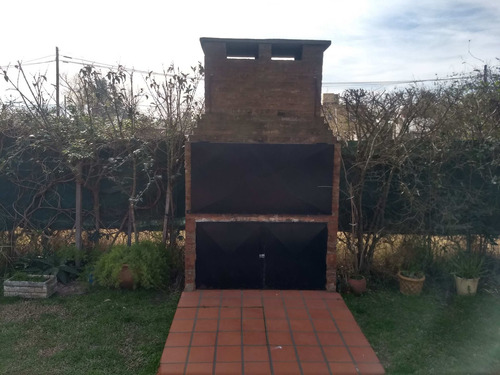Imagen 2 de 22 de Casa En Venta 3 Ambientes En Funes Con Pileta.