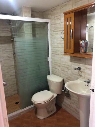 Imagen 5 de 7 de Apartamento En Playa Grande Catia La Mar