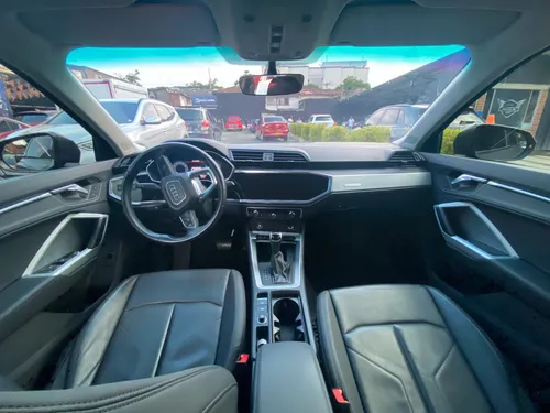 Audi Q3 1.4 TFSI AMBITION TP 1400CC T CT TC R18