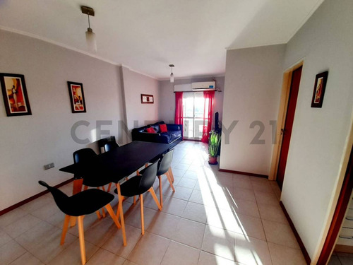 Venta De Departamento 2 Dormitorios En Centro, Santa Fe