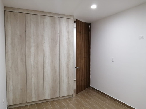Casa Nueva En Fraccionamiento Alberia