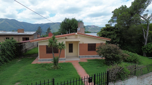 Oportunidad En La Falda, Casa De 3 Dormitorios