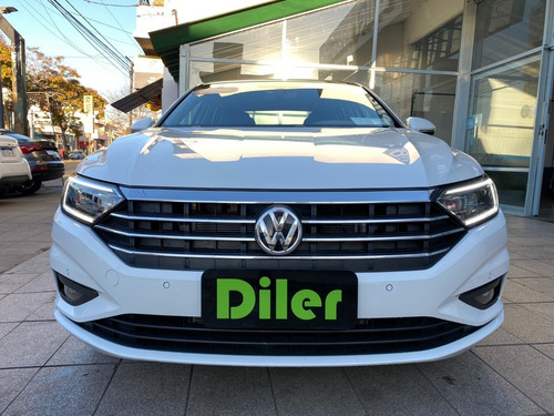 Imagen 5 de 15 de Volkswagen Vento 1.4 Highline 150cv At 0km 2021 46655831