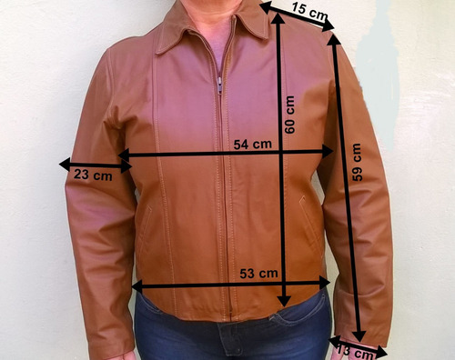 jaqueta de couro feminina usada