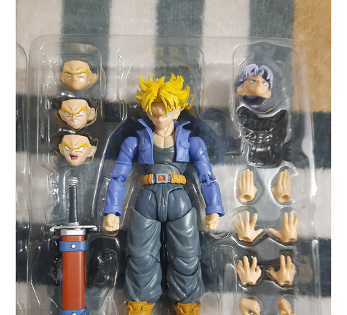 Tipo S.h. Figuarts Super Saiyan Trunks Future (Usado)