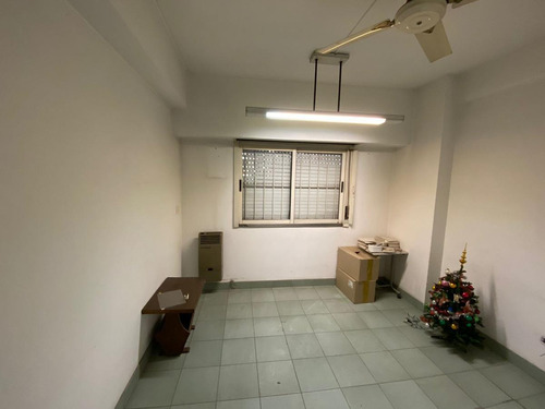 Imagen 14 de 24 de Piso En Planta Baja De 6 Ambientes En Morón Centro